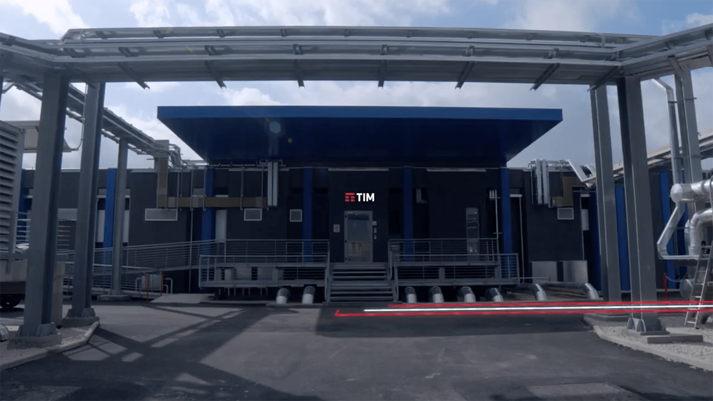 Integrated active perimeter security for the TIM Acilia Data Center